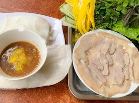 Image: Check-in 10 places to eat pork rice paper rolls in Da Nang