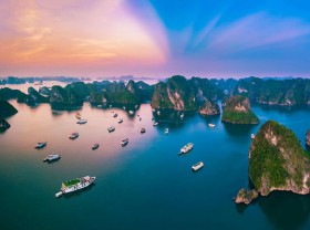 Image: 10 popular tourist attractions in Vietnam
