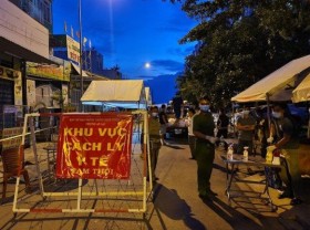 Image: Vietnam sees a staggering spike of 210 new local Covid-19 cases