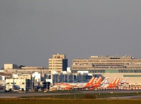 Image: Britain's airlines say extra support needed if travel stays shut