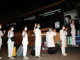 Image: 14 provinces say to help HCMC fight Covid