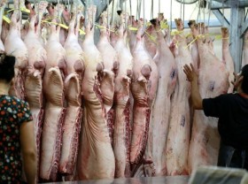 Image: Binh Dien wholesale market suspended amid coronavirus concern