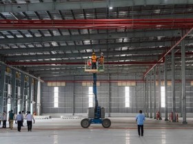 Image: Binh Duong converts workshop into Covid-19 field hospital