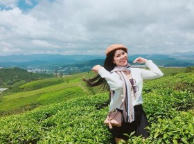 Image: Discover the beautiful Tan Uyen tea hill like a painting in Lai Chau land