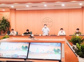 Image: Hanoi advises residents to stay home due to two new Covid-19 clusters