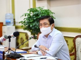 Image: HCMC chairman calls on residents to unite in Covid-19 fight