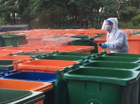 Image: HCMC plans to assign four more firms to treat Covid-19-related waste