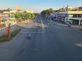 Image: HCMC to begin social distancing under Directive 16 from midnight on July 9