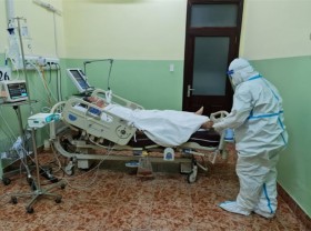 Image: HCMC to have three more intensive care centers for Covid treatment