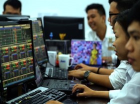Image: Local stocks start new week in bearish mood