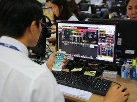 Image: Market turns bearish amid increased selling pressure