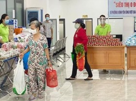Image: Community initiatives to help Ho Chi Minh City people overcome pandemic