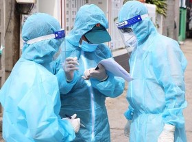 Image: Vietnam logs additional 3,698 new COVID-19 cases