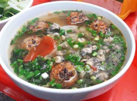 Image: Northern snail noodle soup