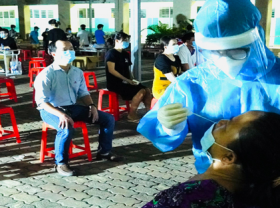 Image: People Volunteer at Frontline of Covid 19 Pandemic