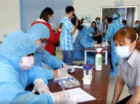 Image: PM issues stay-at-home order in 16 virus-hit southern cities, provinces