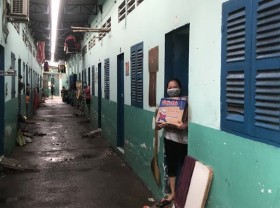 Image: Saigon Times - Great Circle provides necessities to disadvantaged people in HCMC