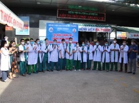 Image: Several provinces send medical workers to HCMC to support Covid-19 fight