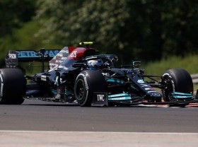 Image: F1: Mercedes' Valtteri Bottas pips Hamilton in Hungarian GP practice
