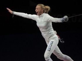 Image: Fencing-Estonia win women's épée team to deliver nation's first Olympic gold medal in 13 years