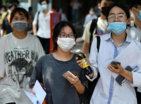 Image: Hanoi high school graduation rate reaches 98.9%