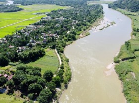 Image: The 500-year-old temple on the banks of the River Thousand Pho