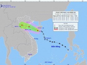 Image: Tropical depression in East Sea forecast to strengthen, affecting northern, central regions