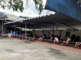 Image: Vietnam reports 277 new Covid-19 cases