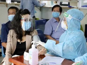 Image: Vietnam’s Covid-19 count exceeds 90,000