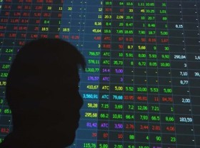 Image: VN-Index rises as largecaps fly higher