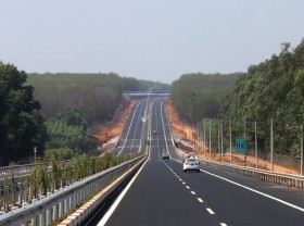 Image: VND11.5 trillion needed to widen southern expressway section