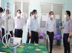 Image: 1,000-bed field hospital put into operation in HCMC