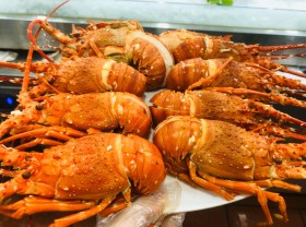 Image: 18 best seafood buffet restaurants in Hanoi