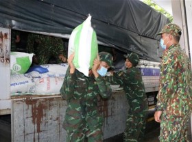 Image: Government agrees to provide 130,000 tons of rice for 24 provinces, cities