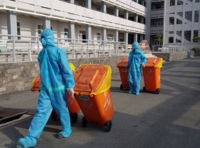 Image: HCMC collects 78 tons of Covid-related waste each day