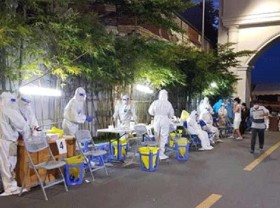 Image: HCMC should strive to bring pandemic under control before Sep 15: Govt
