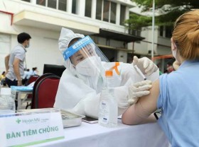 Image: Health Minister calls on private healthcare sector to join HCMC’s fight against pandemic