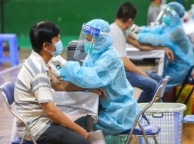 Image: Health Ministry allows HCMC to use 1 million doses of Sinopharm vaccine