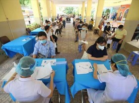 Image: Health Ministry wants HCMC to confirm purchase of 5 million Moderna doses