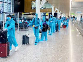 Image: If fully vaccinated, people arriving from abroad to be quarantined for 7 days