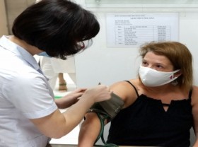 Image: HCMC Expats Donate Blood Amid Covid 19 Lockdown