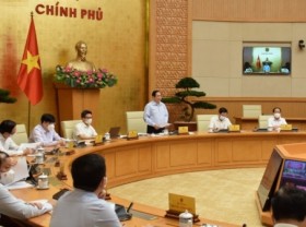 Image: Government Chief Orders Priority to Fight Covid and Solve Difficulties in Investment Business
