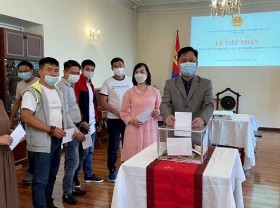 Image: Vietnamese Embassy in Mongolia raises funds to support COVID-19 fight at home