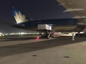 Image: One more million Chinese Covid vaccine doses arrive in HCMC