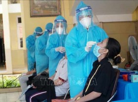Image: PM asks HCMC to conduct Covid-19 tests for all residents during social distancing period