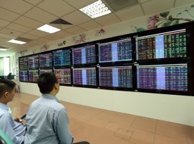 Image: Profit-taking pressure sends stock market down