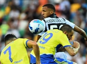 Image: Substitute Ronaldo denied last-gasp winner by VAR as Juve held at Udinese