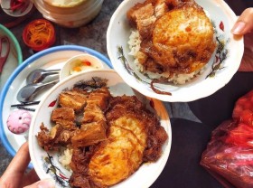 Image: Different Taste For Sticky Rice Between Hanoi and Ho Chi Minh City