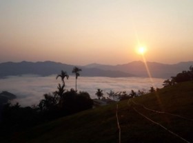 Image: Photo Cloudy Season on Truong Son Mountain Range