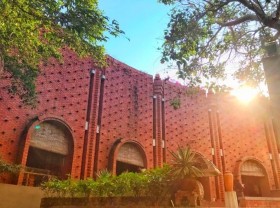 Image: Unique Terracotta Park Honors Craft Villages in Vietnam